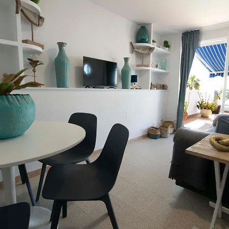 Letmalaga Cremades Sea Views アパート